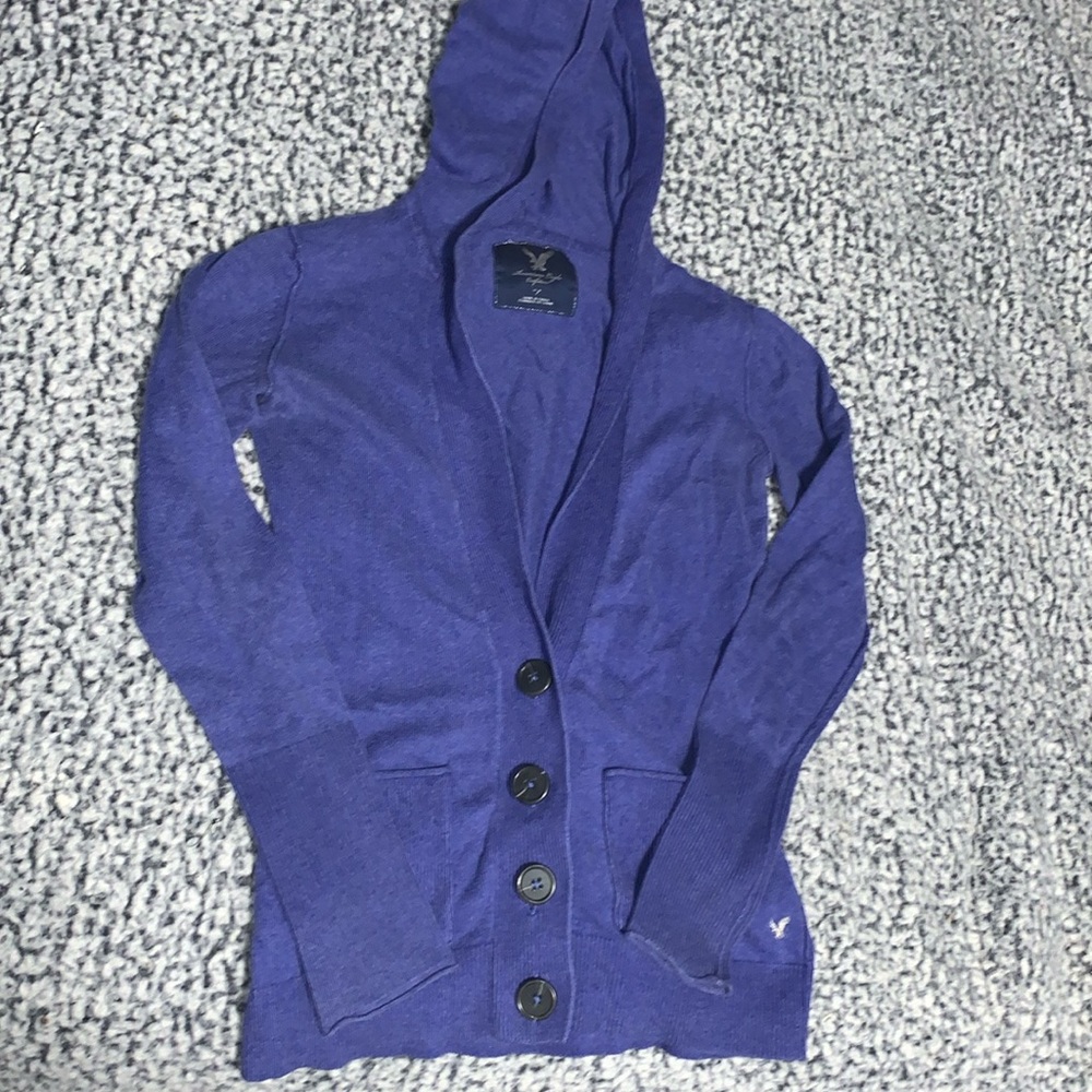 American Eagle sweater